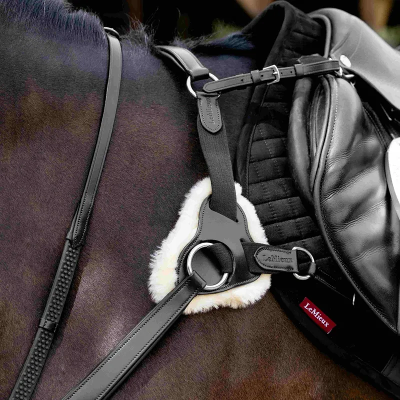 LeMieux Kudos 5 Point Bridge Breastplate - Black-3