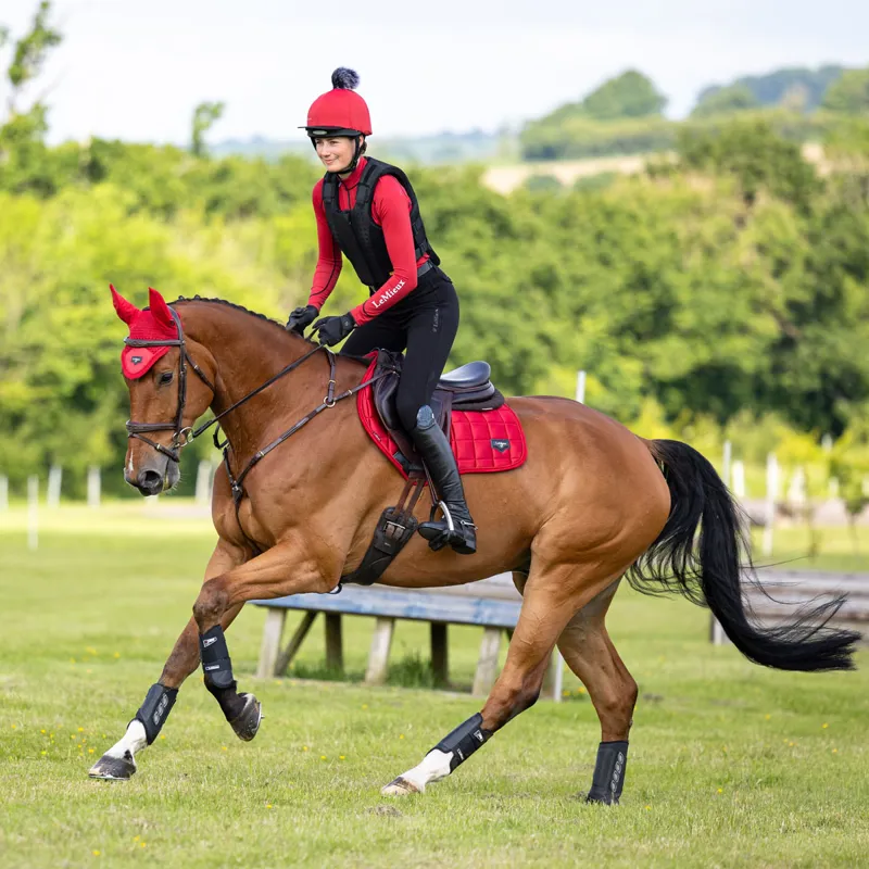 LeMieux Loire Classic Satin Close Contact Square - Chilli-6