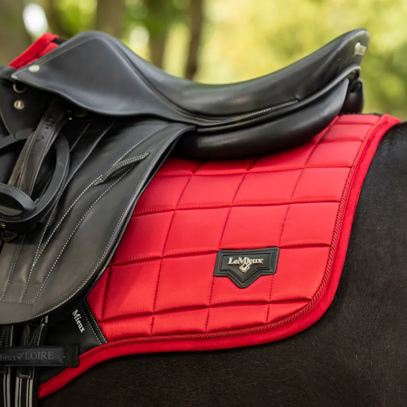 LeMieux Loire Classic Satin Close Contact Square - Chilli-1