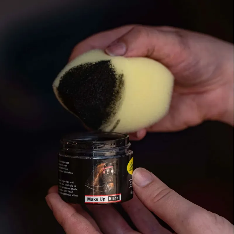 Smart Grooming Make Up - Black
