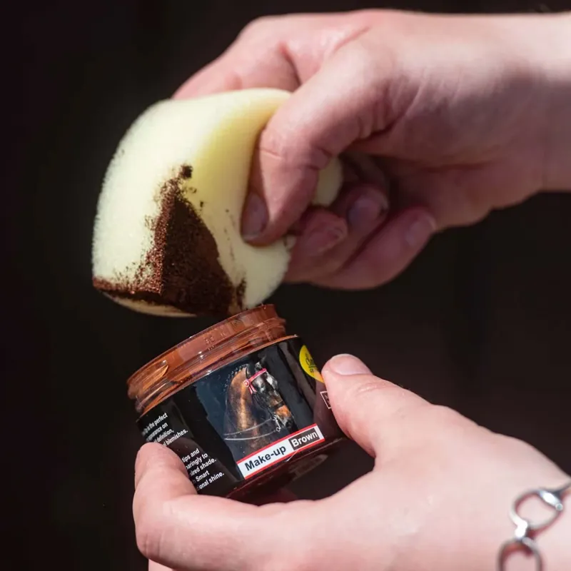 Smart Grooming Make Up - Brown