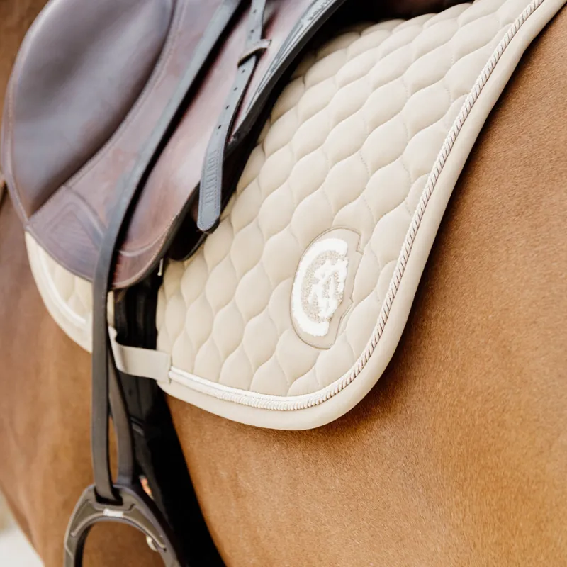 Kentucky 3D Logo Onion Quilt Jump Saddlecoth - Beige