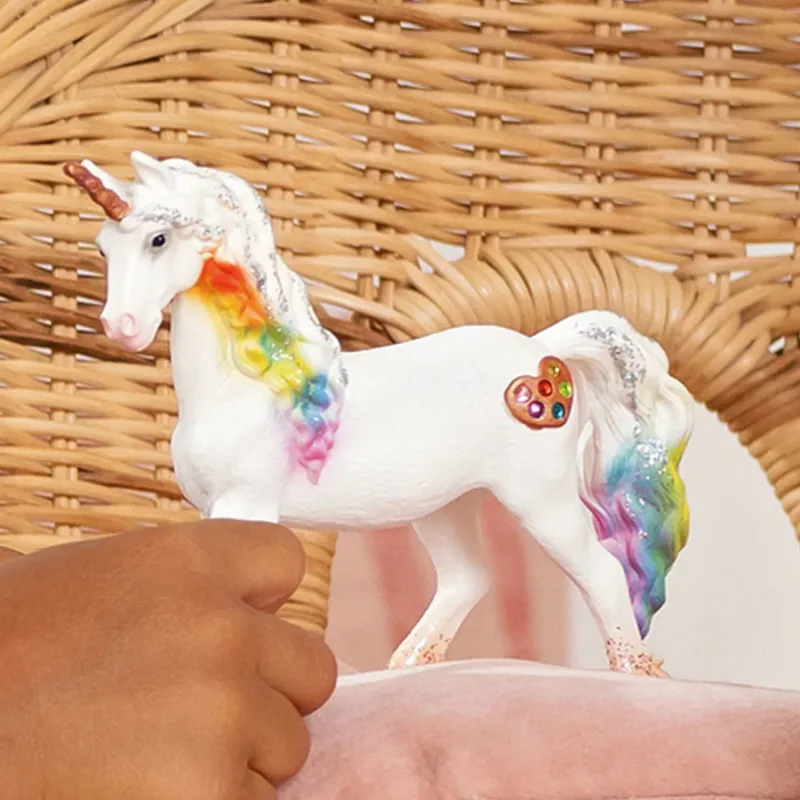 Schleich Bayala Rainbow Love Unicorn Mare-1