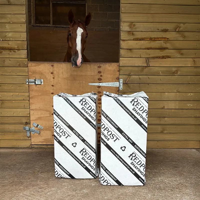 Redpost Mixed Flake Shavings-1
