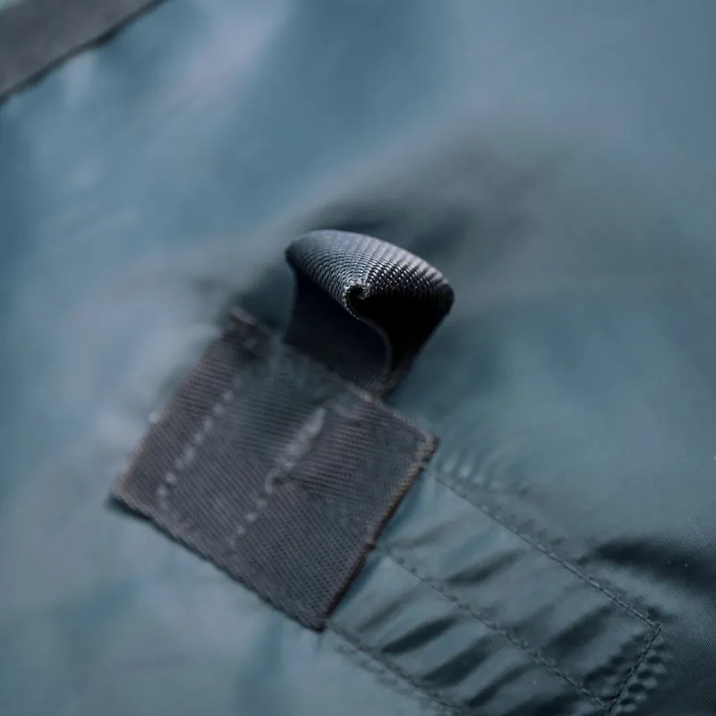 Amigo Ripstop 900D Standard Neck 0g Turnout Rug - Dynasty Green/Navy-7