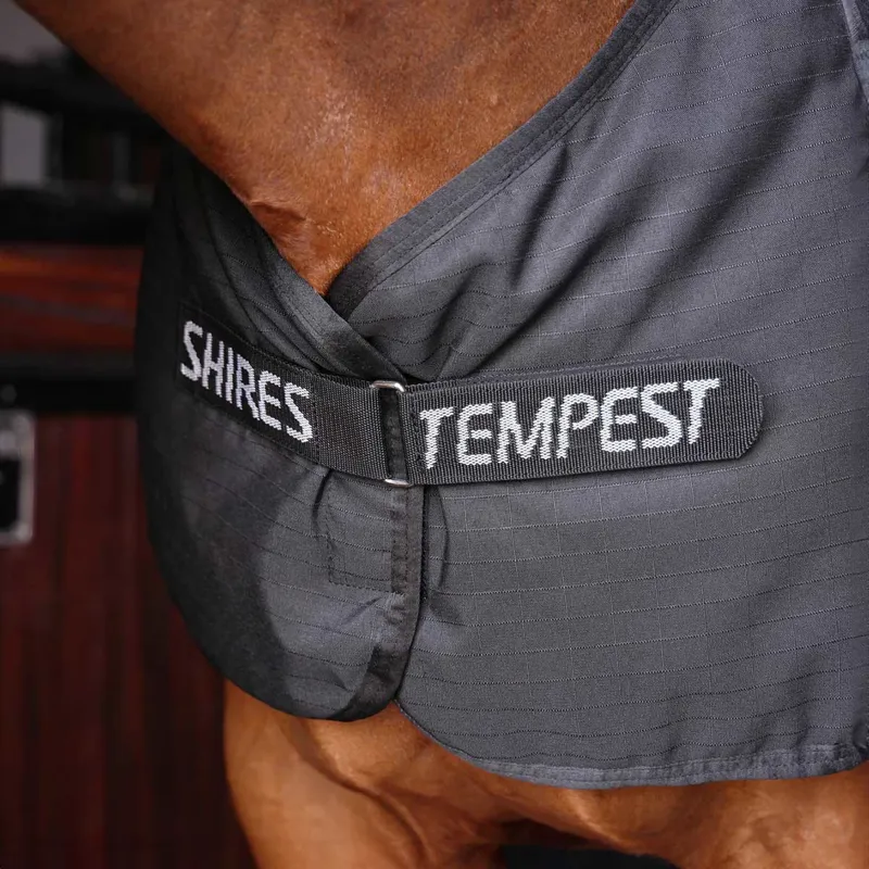 Shires Tempest WarmaRug 100g Rug Liner - Black-1