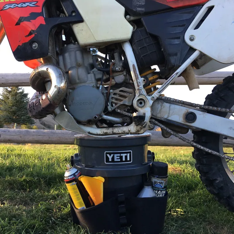 YETI LoadOut 5 Gallon Bucket - Charcoal Grey-2