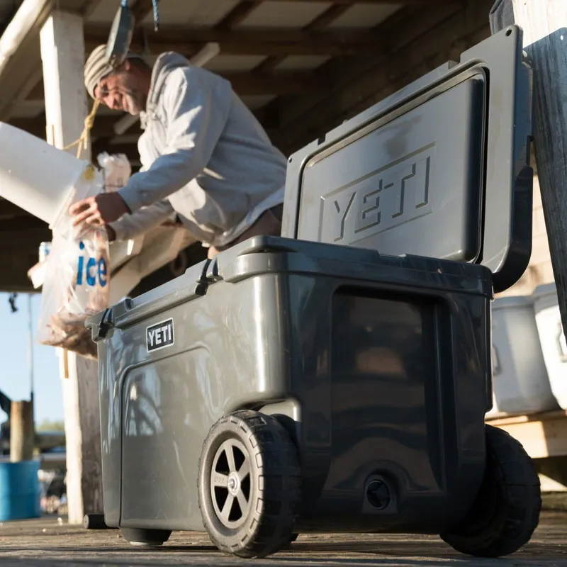 YETI Tundra Haul Wheeled Cool Box - Charcoal Grey-3