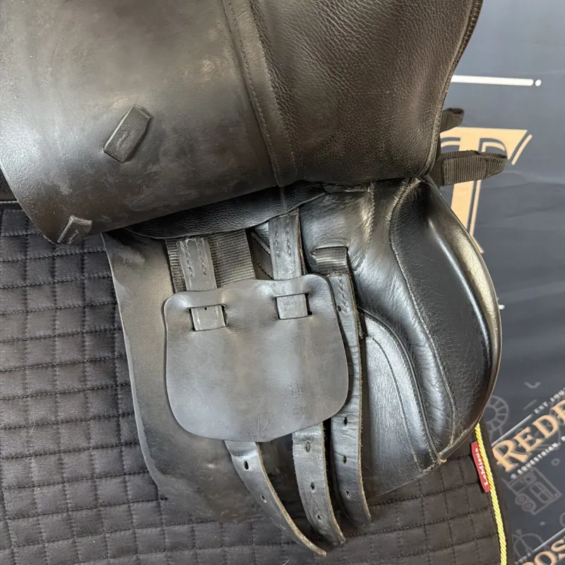 Albion K2 Adjusta General Purpose Saddle -  Black 17in MW -5