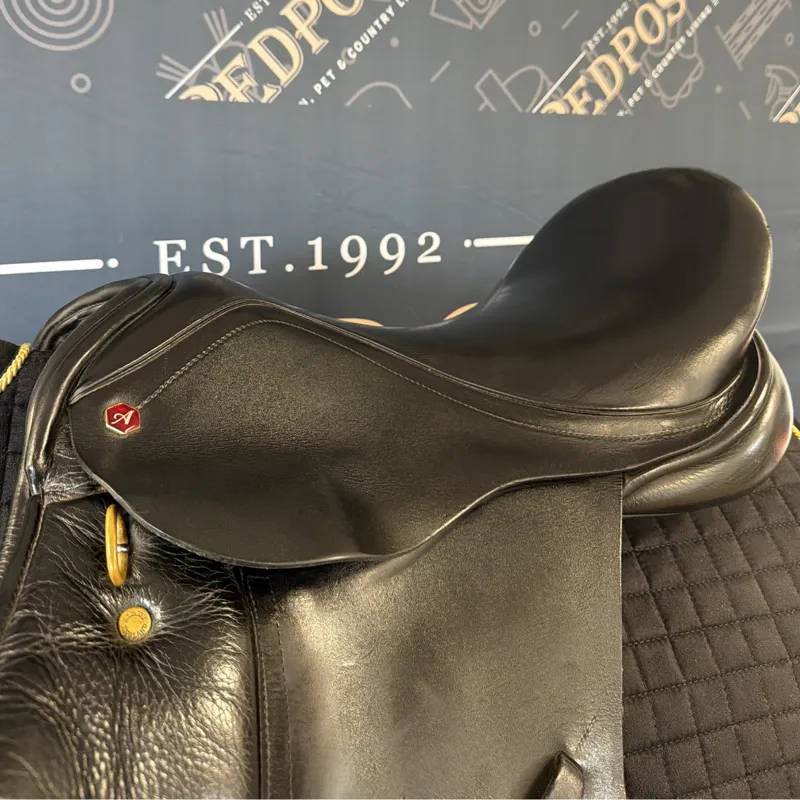 Albion K2 Adjusta General Purpose Saddle -  Black 17in MW -2