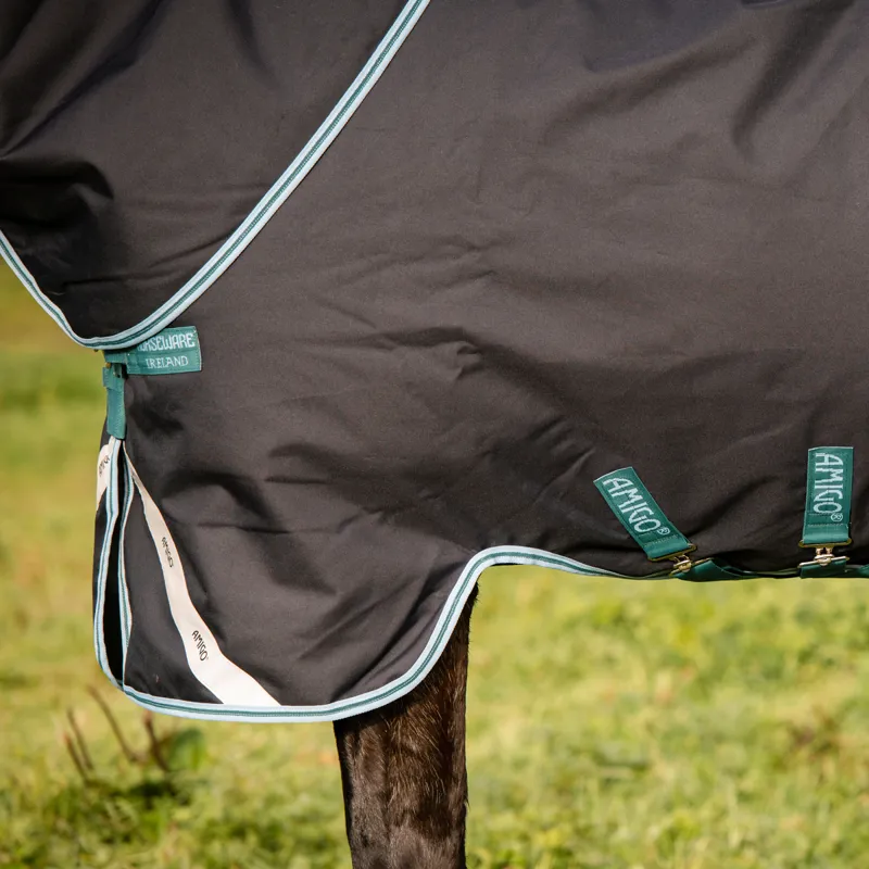 Amigo Bravo 12 Plus 250g V-Front Turnout Rug - Navy/Aqua-4