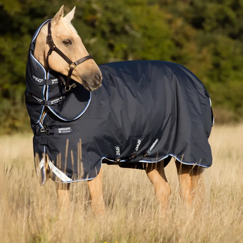 Amigo Bravo 12 Plus Lite 0g V-Front Turnout Rug - Navy/Blue/Black