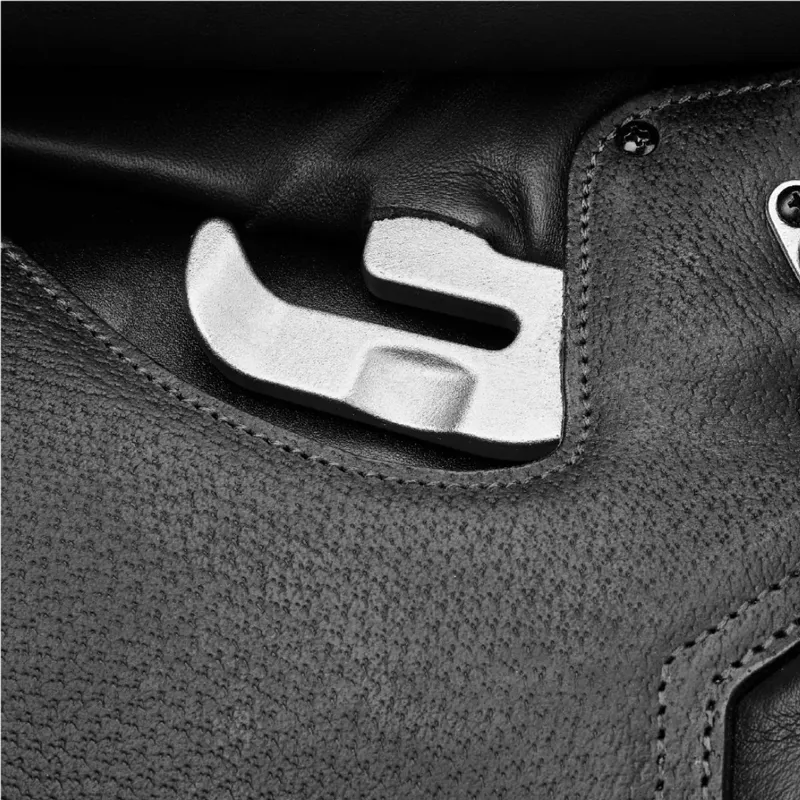 Arena Pony Monoflap Jump Saddle - Black-2