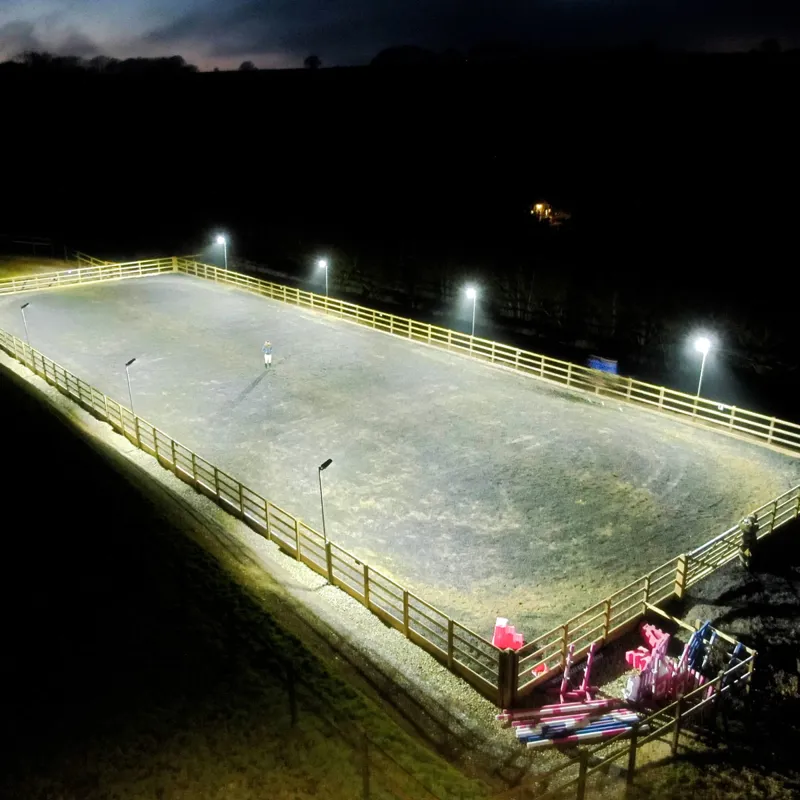 Solar Technology Arena2K Solar-Powered Arena Flood Light-7