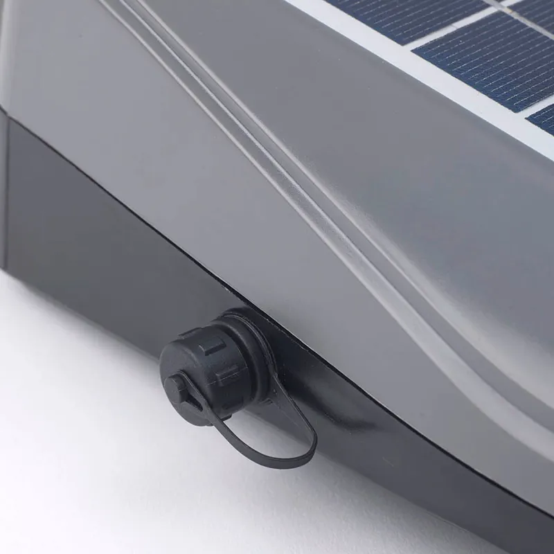 Solar Technology Arena2K Solar-Powered Arena Flood Light-2