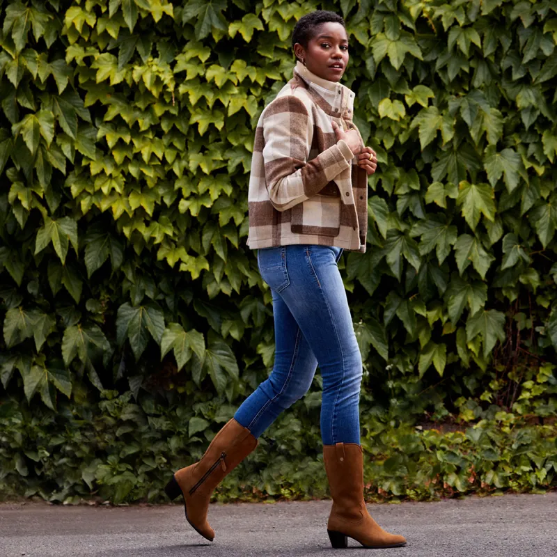 Ariat Womens Addison Western Boots - Carmel Suede-7