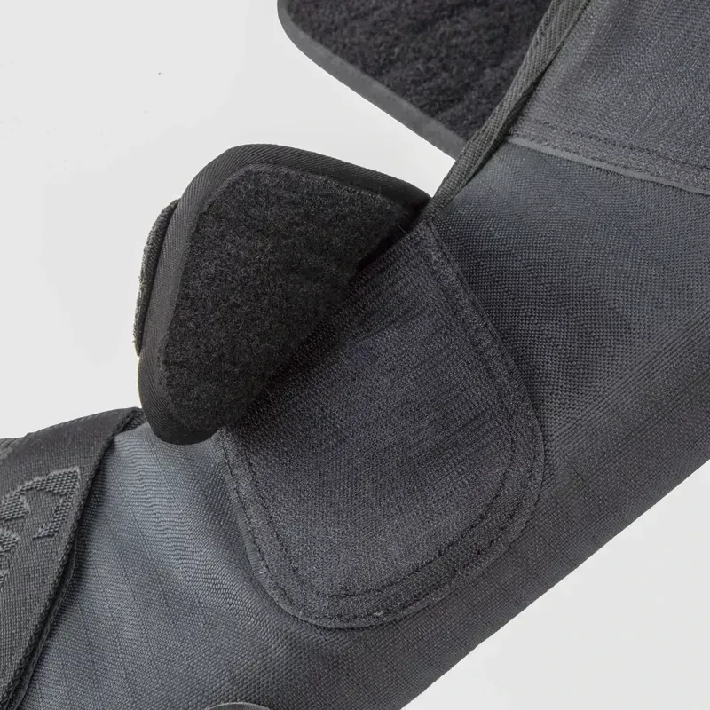 ARMA Air Defence Travel Boots - Black-8