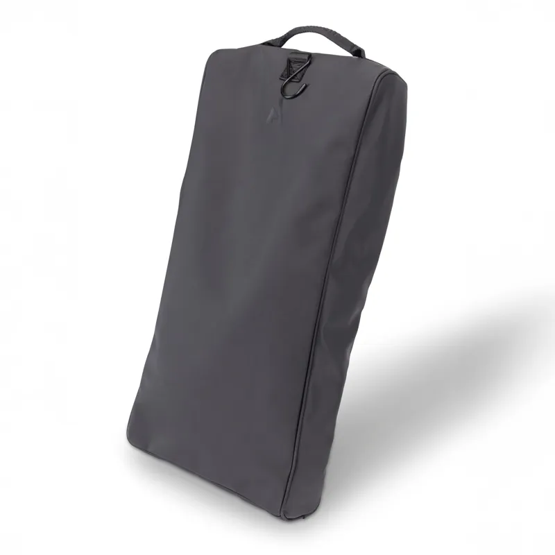 Aubrion React Bridle Bag - Black-1