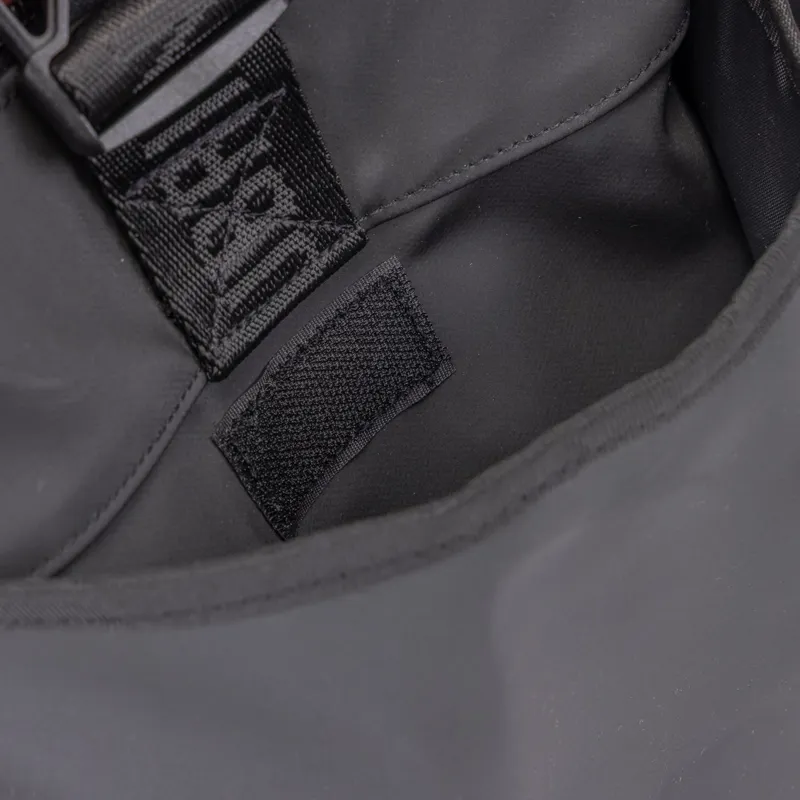 Aubrion React Large Grooming Kit Bag - Black-7