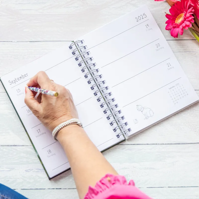 Emily Cole 2025 A5 Ringbound Diary-1