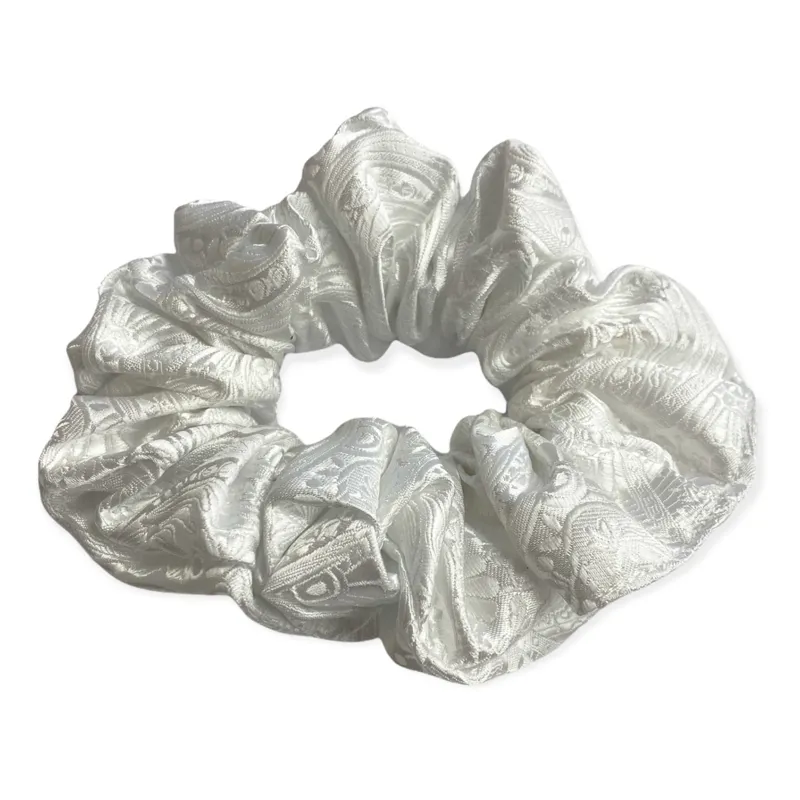 Equetech Paisley Brocade Hair Scrunchie - White