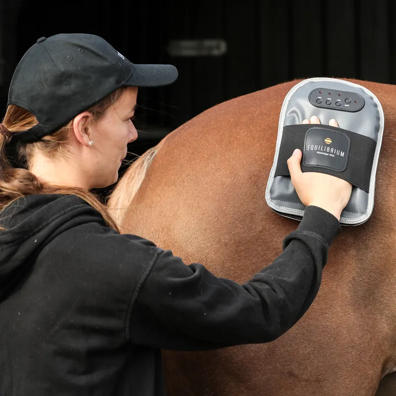 Equilibrium Massage Mitt-7