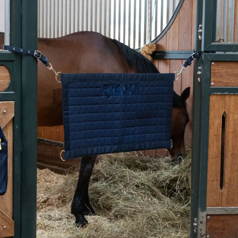 Eskadron Quilted Stable Guard - Navy-2