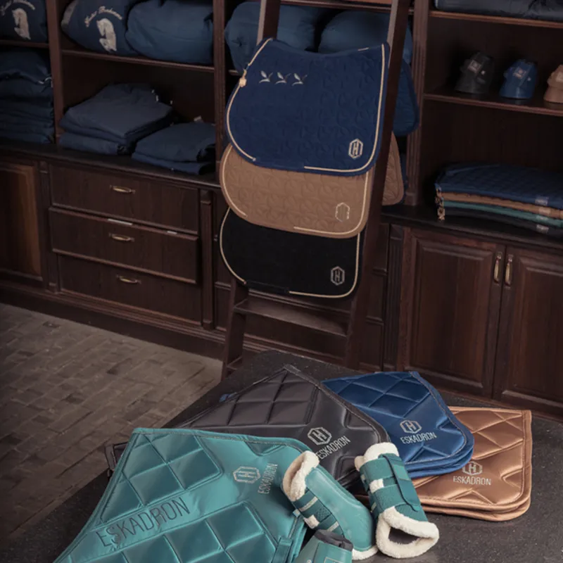 Eskadron Heritage Bicross MattGloss Jump Saddlecloth - Almond-2