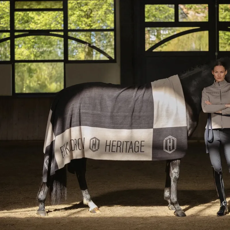 Eskadron Heritage Fleece Rug - Black-3