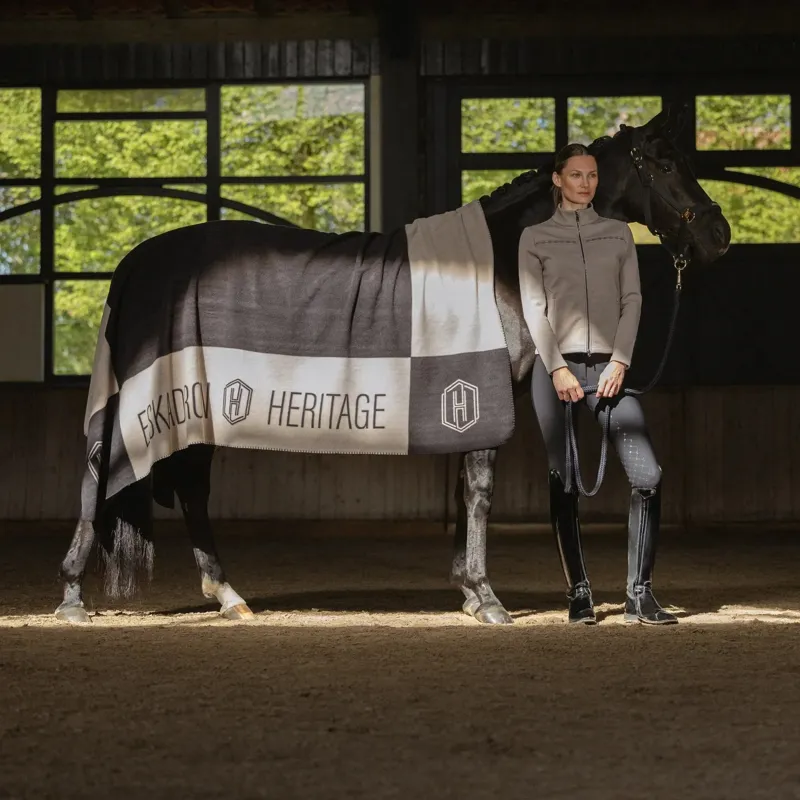 Eskadron Heritage Fleece Rug - Black-1