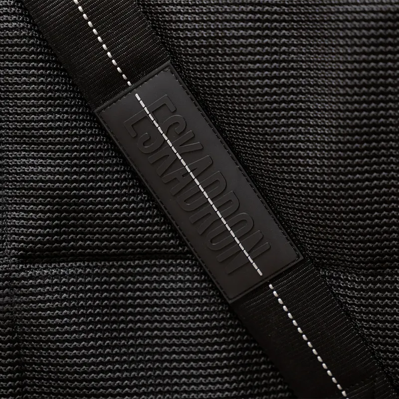 Eskadron Sigma 100g Stable Rug - Black-3