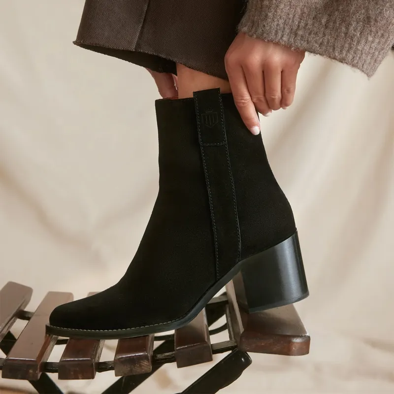 Fairfax and Favor Ludlow Womens Suede Heeled Ankle Boots -  Black-1