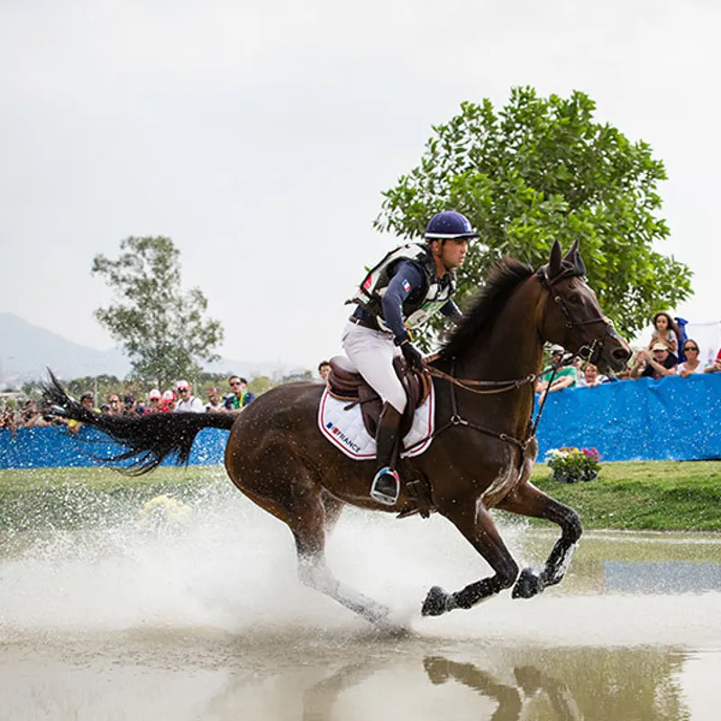 Flex-On Green Composite Ultra Grip Stirrup Irons - TRIAL-7