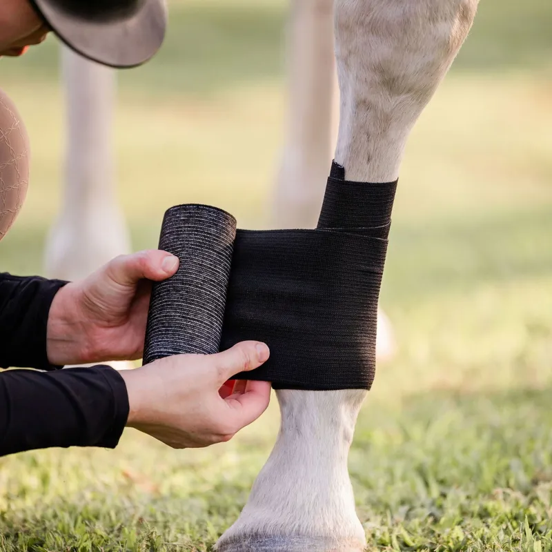 Incrediwear Equine Circulation Exercise Therapeutic Bandages - Black-1