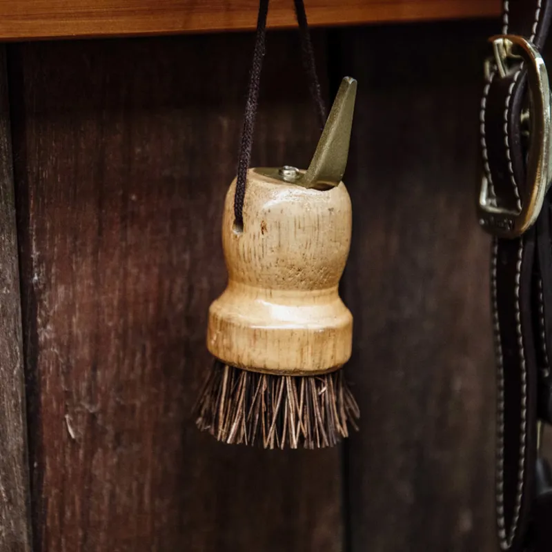 Grooming Deluxe Small Hoof Pick-1