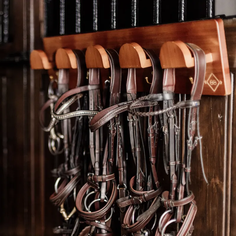 Grooming Deluxe Wooden Bridle Rack