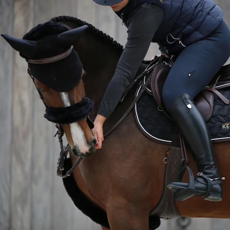 Kentucky Artificial Sheepskin Breastplate Cover - Black-2