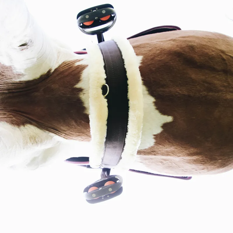 Kentucky Elasticated Sheepskin Girth - Brown-5