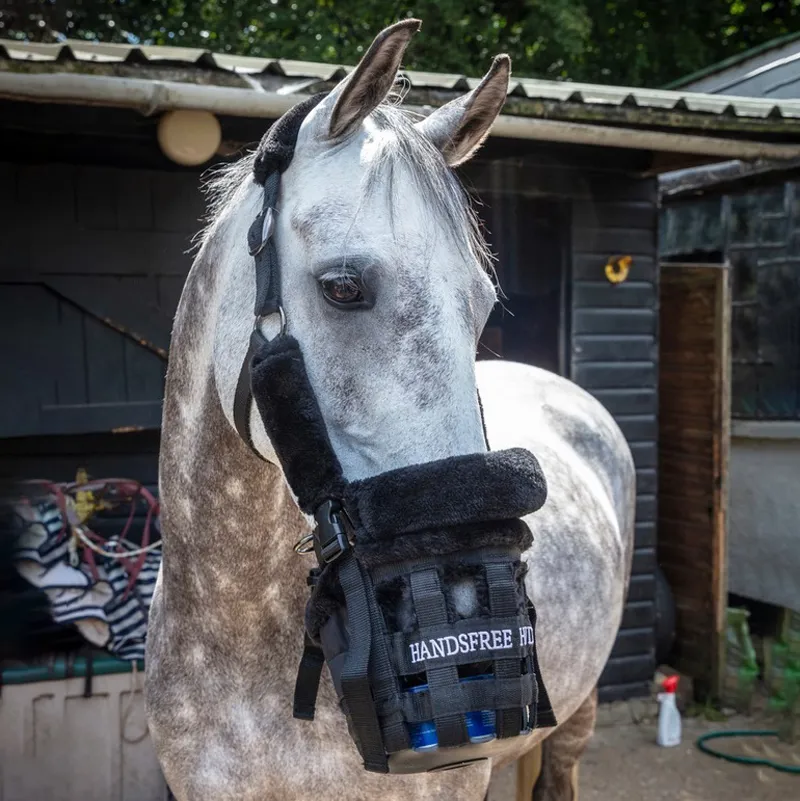 Y-h Hy Horse Grazing Muzzle (cob) (black) Head Y-H Hy Muzzle For