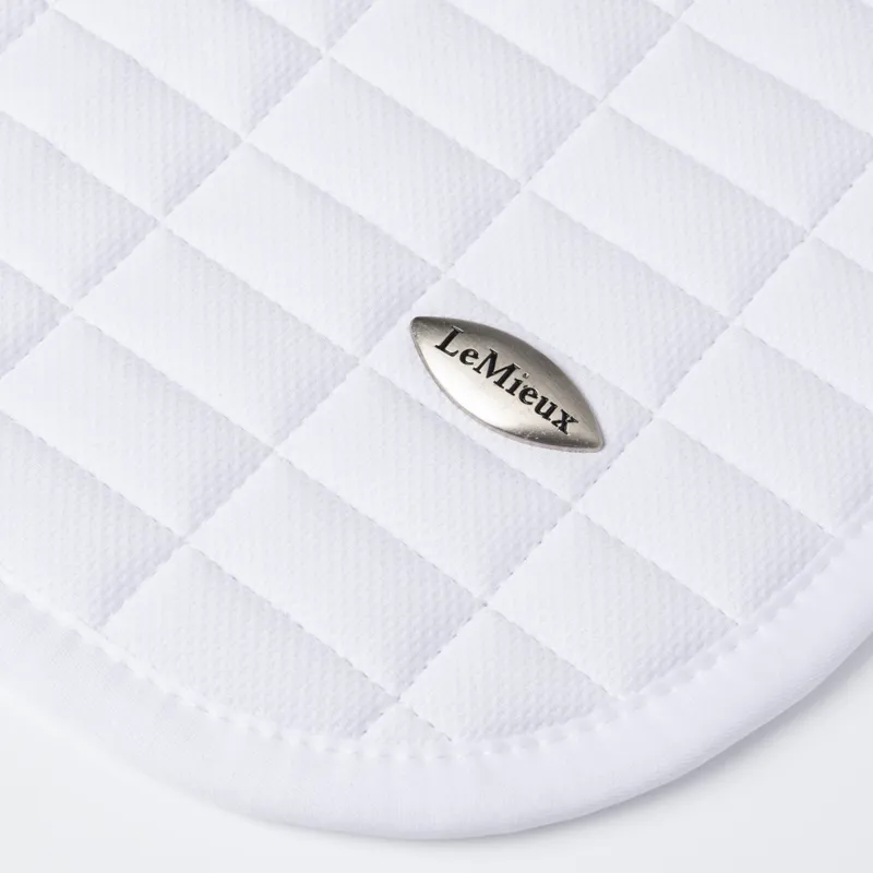 LeMieux Self-Cooling Close Contact Saddlecloth - Arctic White-2