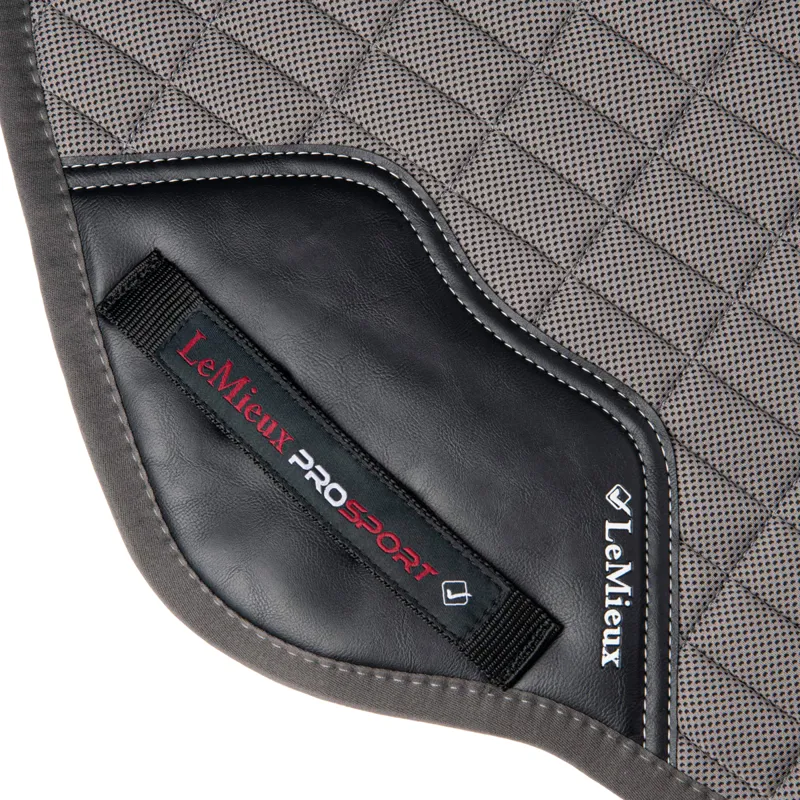 LeMieux Self-Cooling Close Contact Saddlecloth - Polar Grey-3