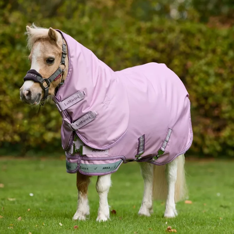 LeMieux Arika Ripstop 600D 50g Detachable Neck Turnout Rug - Fondant-1