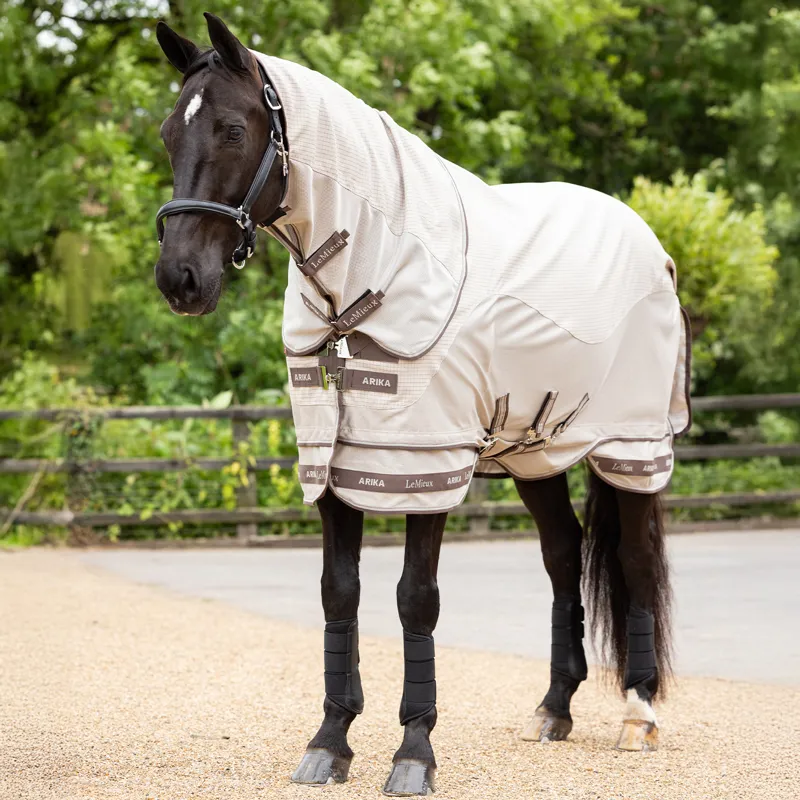 LeMieux Arika Sunstopper Detachable Neck Cooler Sheet - Stone