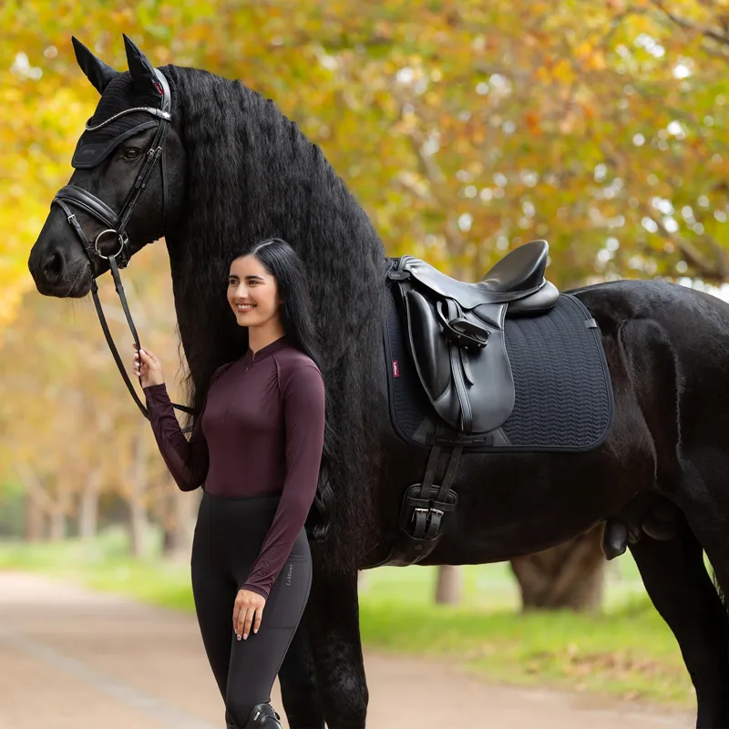 LeMieux Essence Dressage Saddlecloth - Black-4