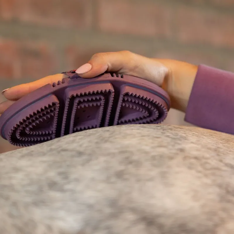 LeMieux Flexi Curry Comb - Powder Blue/Mallow-1