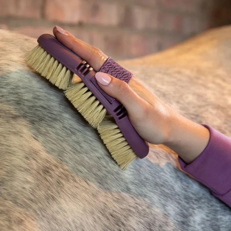 LeMieux Flexi Scrubbing Brush - Powder Blue-1