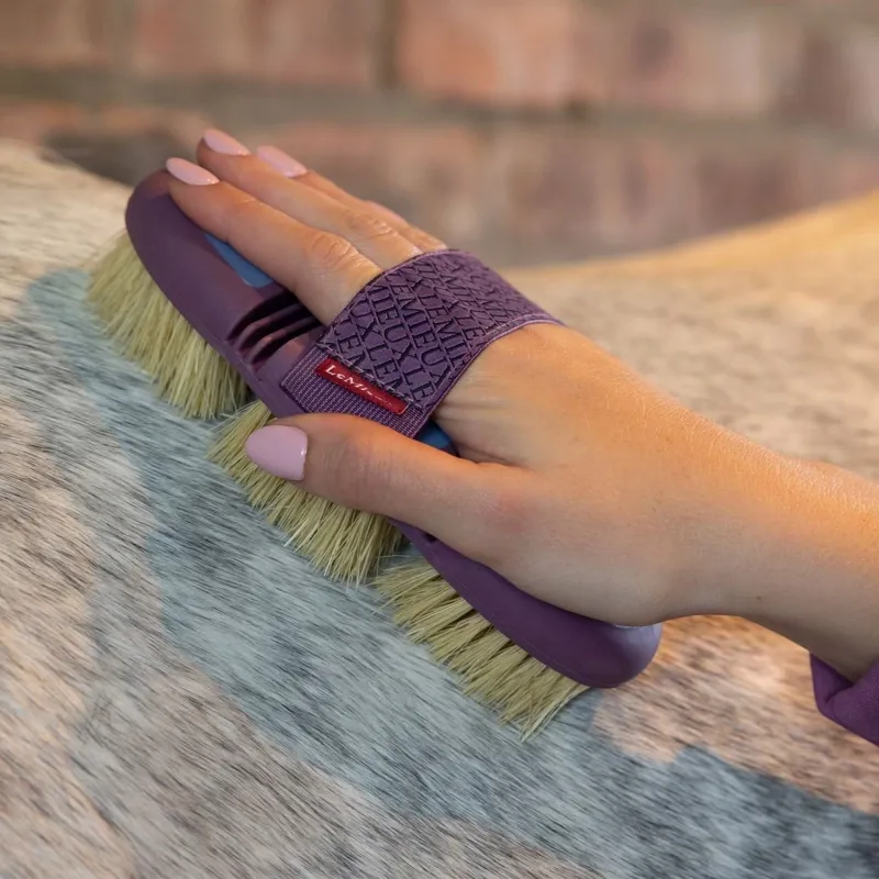 LeMieux Flexi Scrubbing Brush - Powder Blue-3