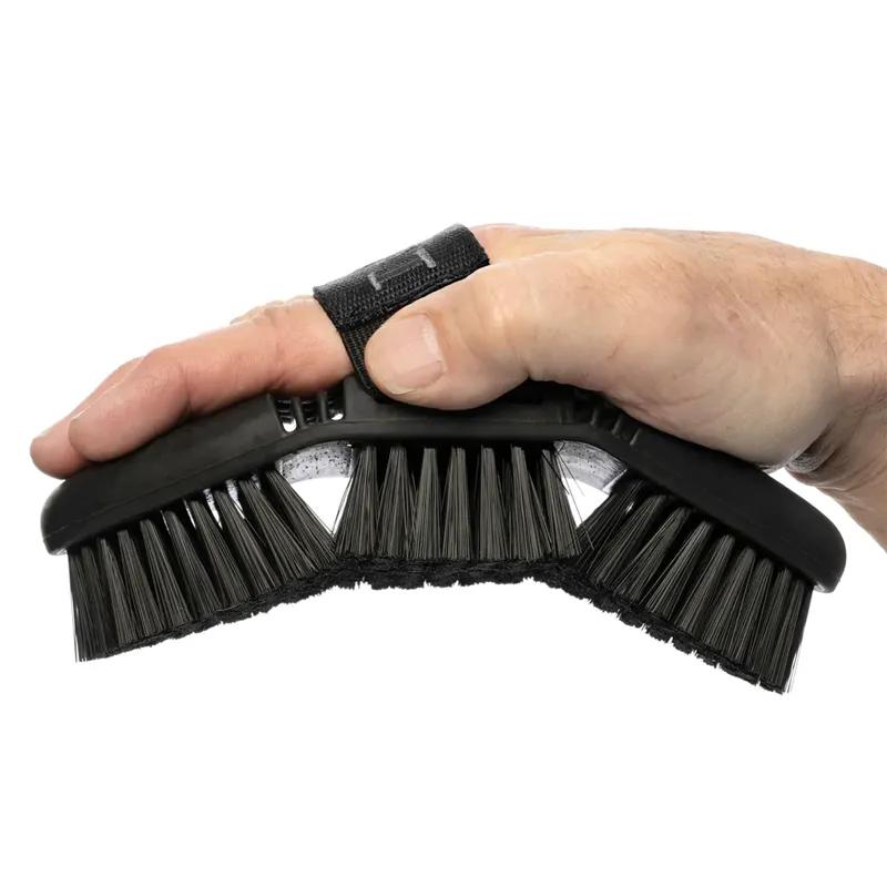 LeMieux Flexi Soft Body Brush - Black-1