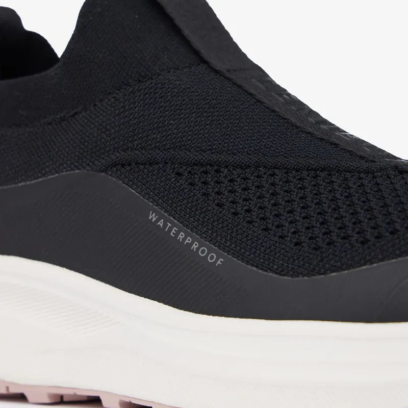 LeMieux Kanta Womens  Slip-On Waterproof Trainers - Black-7