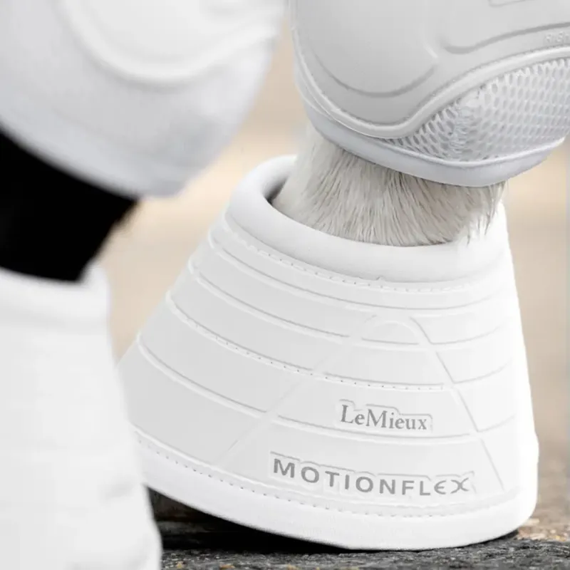 LeMieux Motionflex Overreach Boots - White-4
